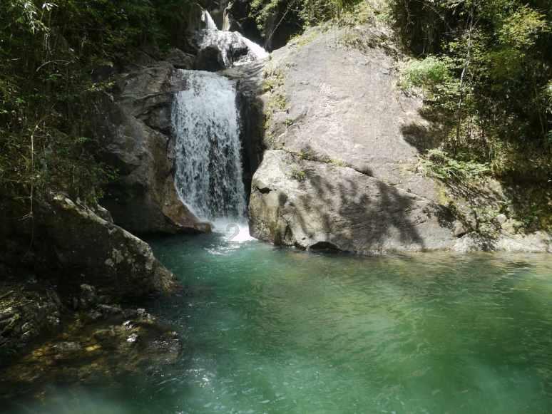 细品《水浒传》之替天行道，人性遮羞布：我穷我有理，你富你该杀